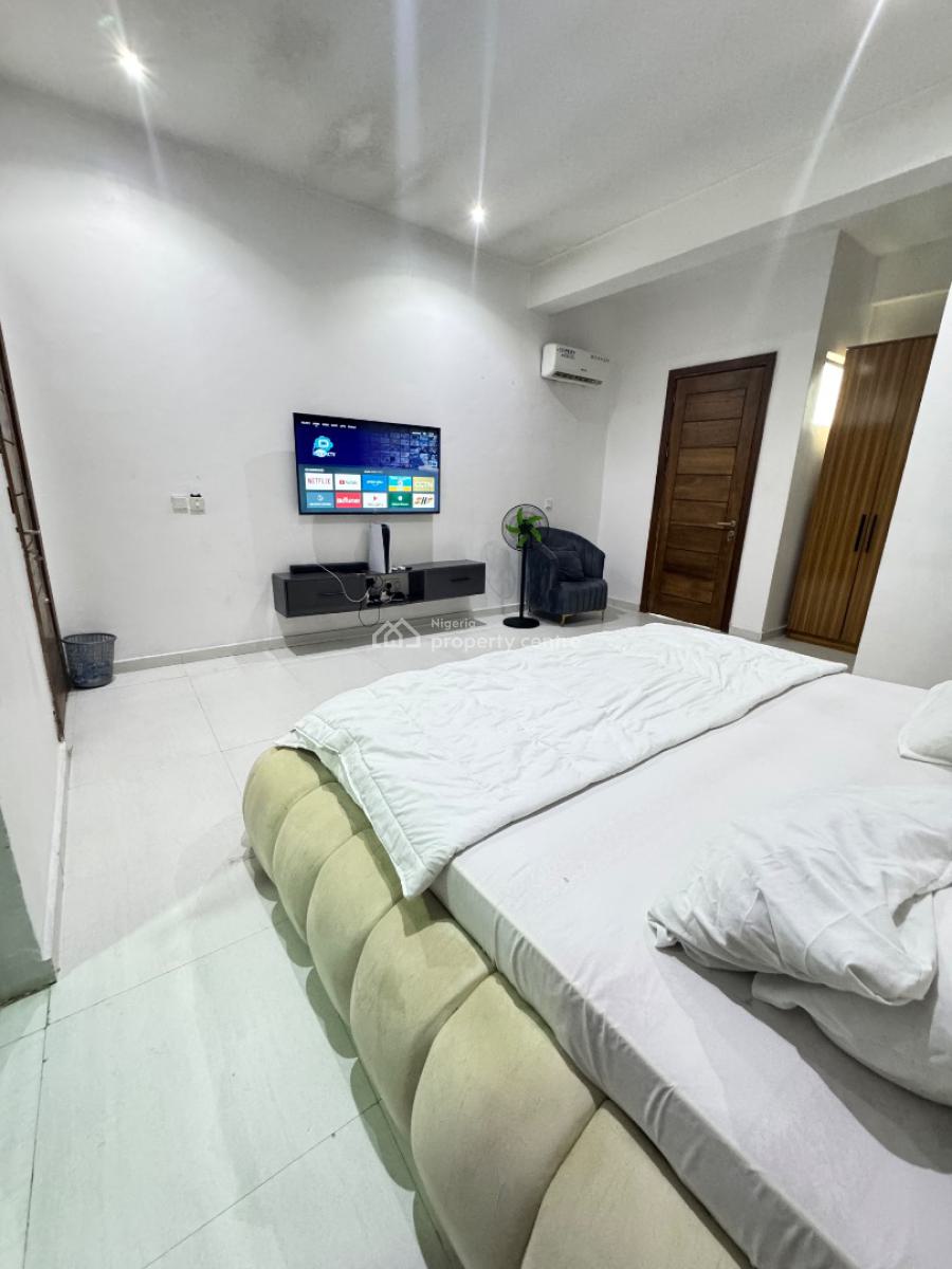𝐓𝐀𝐒𝐓𝐄𝐅𝐔𝐋𝐋𝐘 𝐅𝐔𝐑𝐍𝐈𝐒𝐇𝐄𝐃 2 𝐁𝐄𝐃𝐑𝐎𝐎𝐌, Ikate, Lekki, Lagos, Flat / Apartment for Rent
