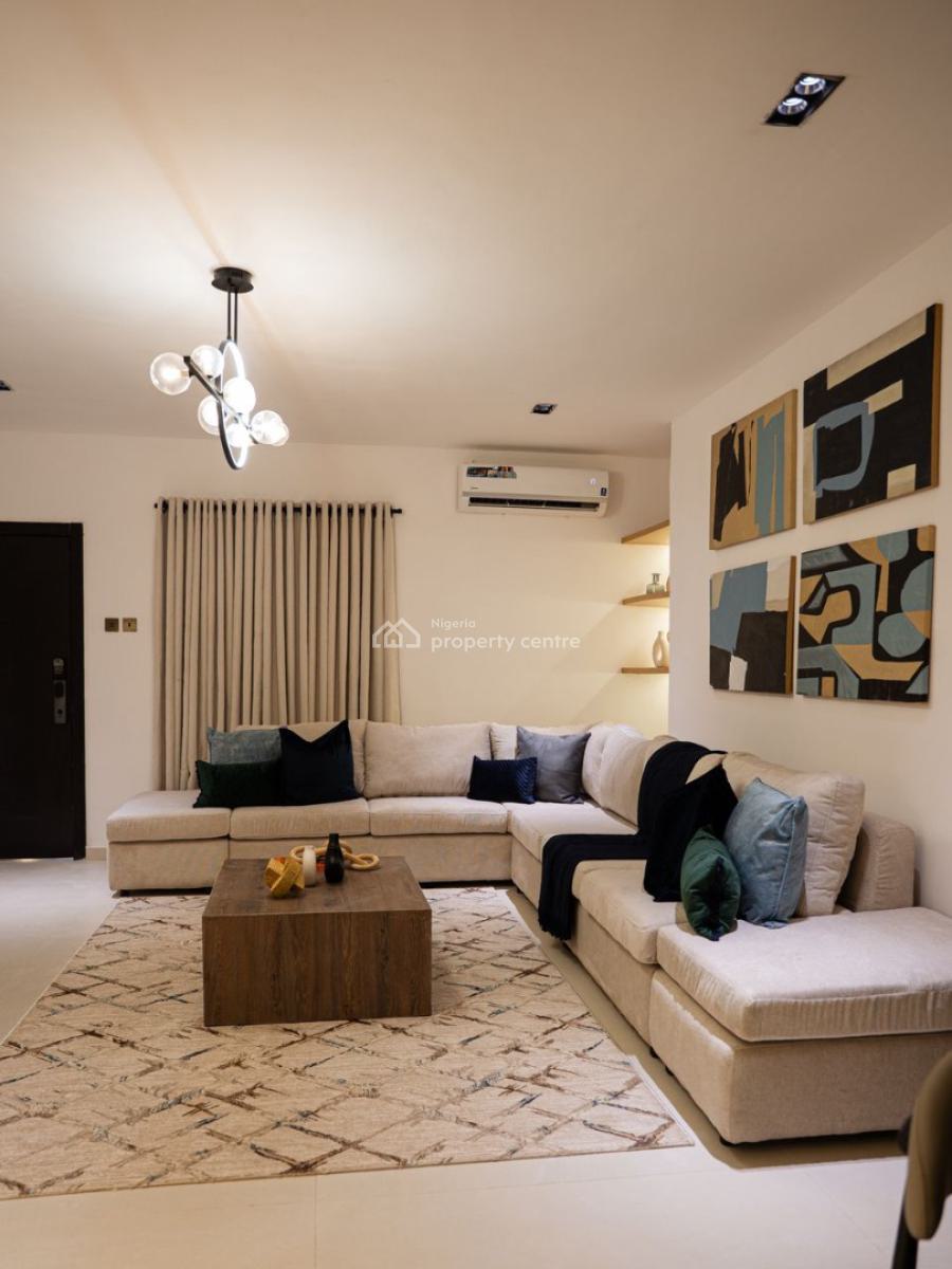 Cozy 2 Bedrooms with Outdoor Jacuzzi, Behind Dowen College, Lekki Phase 1, Lekki, Lagos, Flat / Apartment Short Let