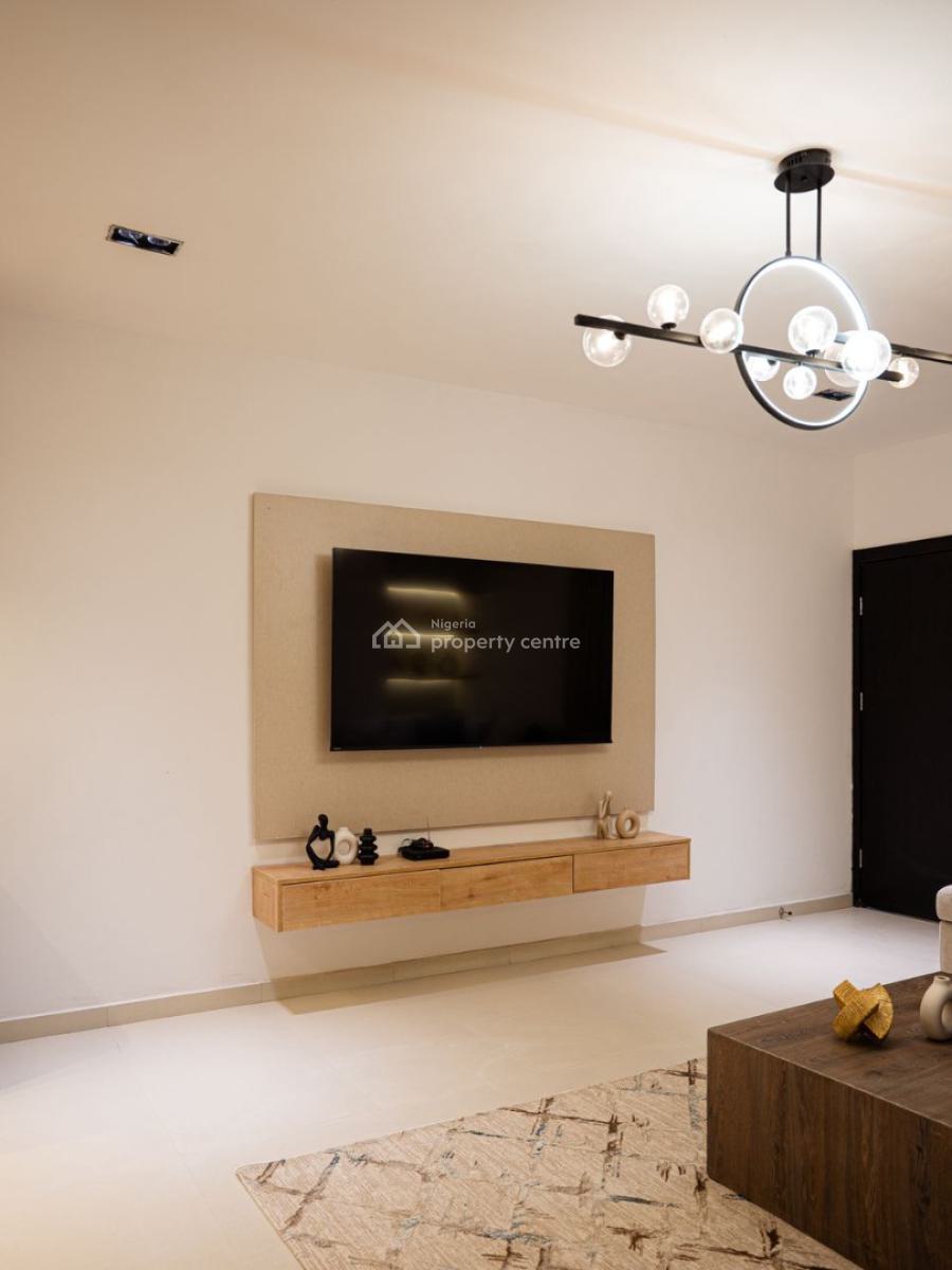 Cozy 2 Bedrooms with Outdoor Jacuzzi, Behind Dowen College, Lekki Phase 1, Lekki, Lagos, Flat / Apartment Short Let