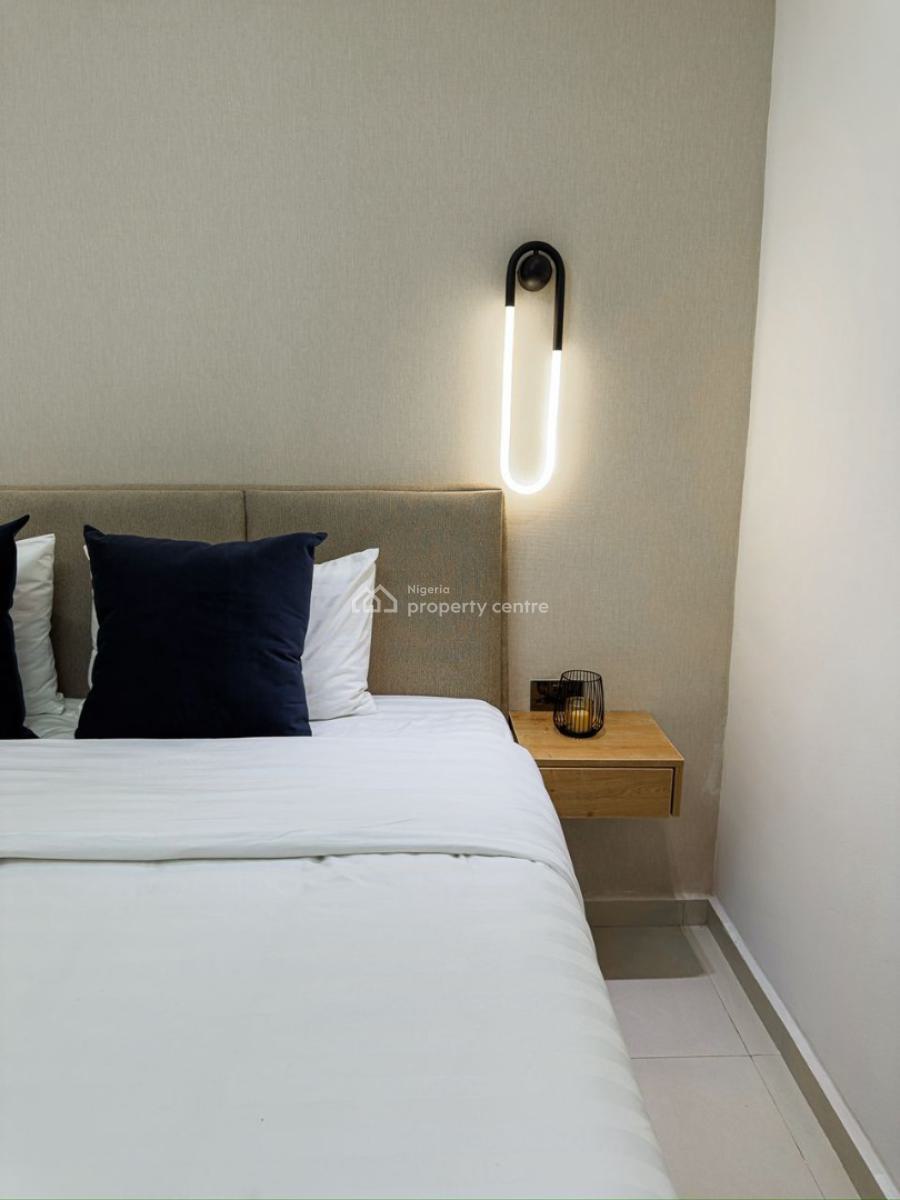 Cozy 2 Bedrooms with Outdoor Jacuzzi, Behind Dowen College, Lekki Phase 1, Lekki, Lagos, Flat / Apartment Short Let
