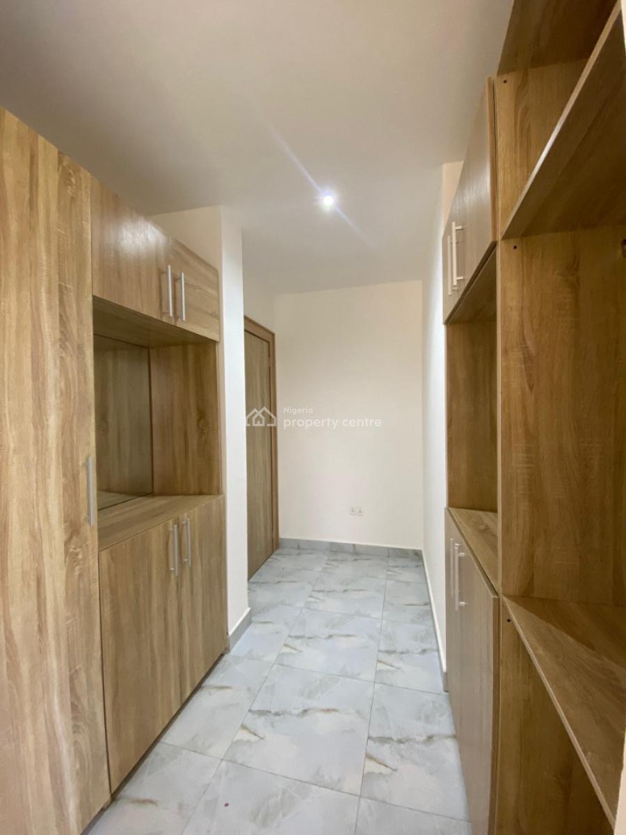 4 Bedroom Apartment with Pool, Ikate, Lekki, Lagos, Flat / Apartment for Sale