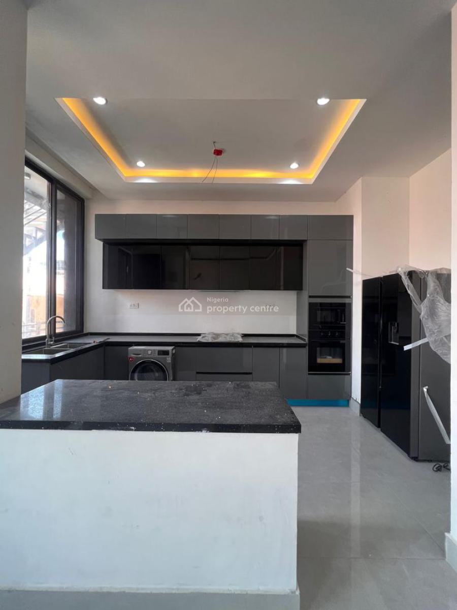 Exquisite 3 Bedroom Apartment with Swimming Pool and Gym, Perfect for Shortlet. 3 Bed Apartment with Swimming Pool and Gym, Lekki Phase 1, Lekki, Lagos, Flat / Apartment for Sale