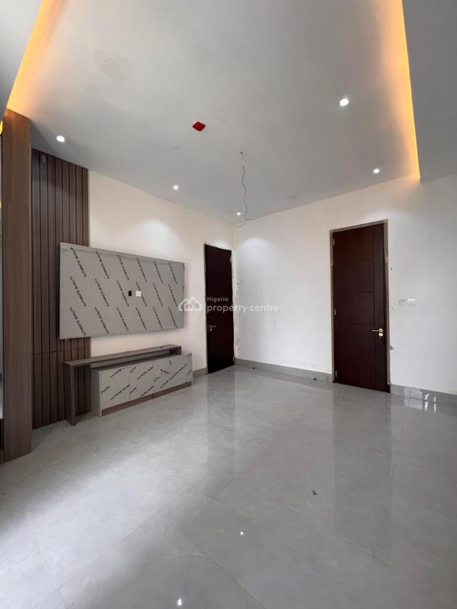 Exquisite 3 Bedroom Apartment with Swimming Pool and Gym, Perfect for Shortlet. 3 Bed Apartment with Swimming Pool and Gym, Lekki Phase 1, Lekki, Lagos, Flat / Apartment for Sale