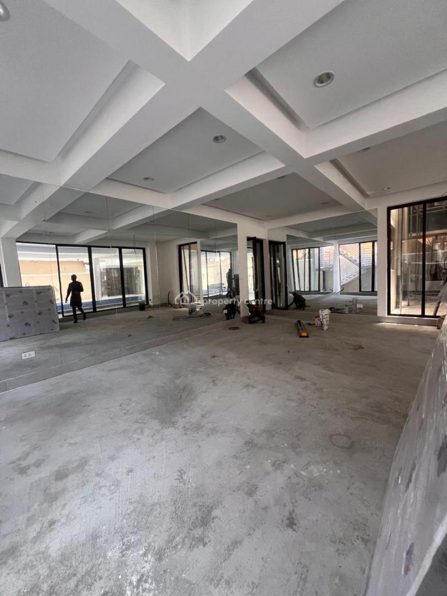 Exquisite 3 Bedroom Apartment with Swimming Pool and Gym, Perfect for Shortlet. 3 Bed Apartment with Swimming Pool and Gym, Lekki Phase 1, Lekki, Lagos, Flat / Apartment for Sale