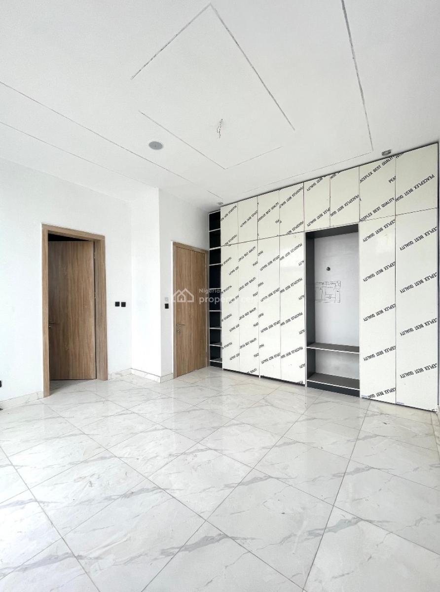 The Stunning 4 Bedroom Terraced Home, Ikota, Lekki, Lagos, Terraced Duplex for Sale