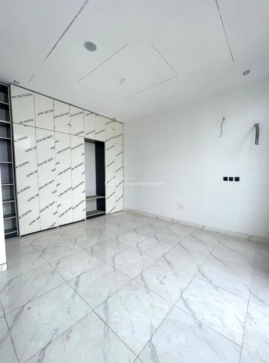 The Stunning 4 Bedroom Terraced Home, Ikota, Lekki, Lagos, Terraced Duplex for Sale