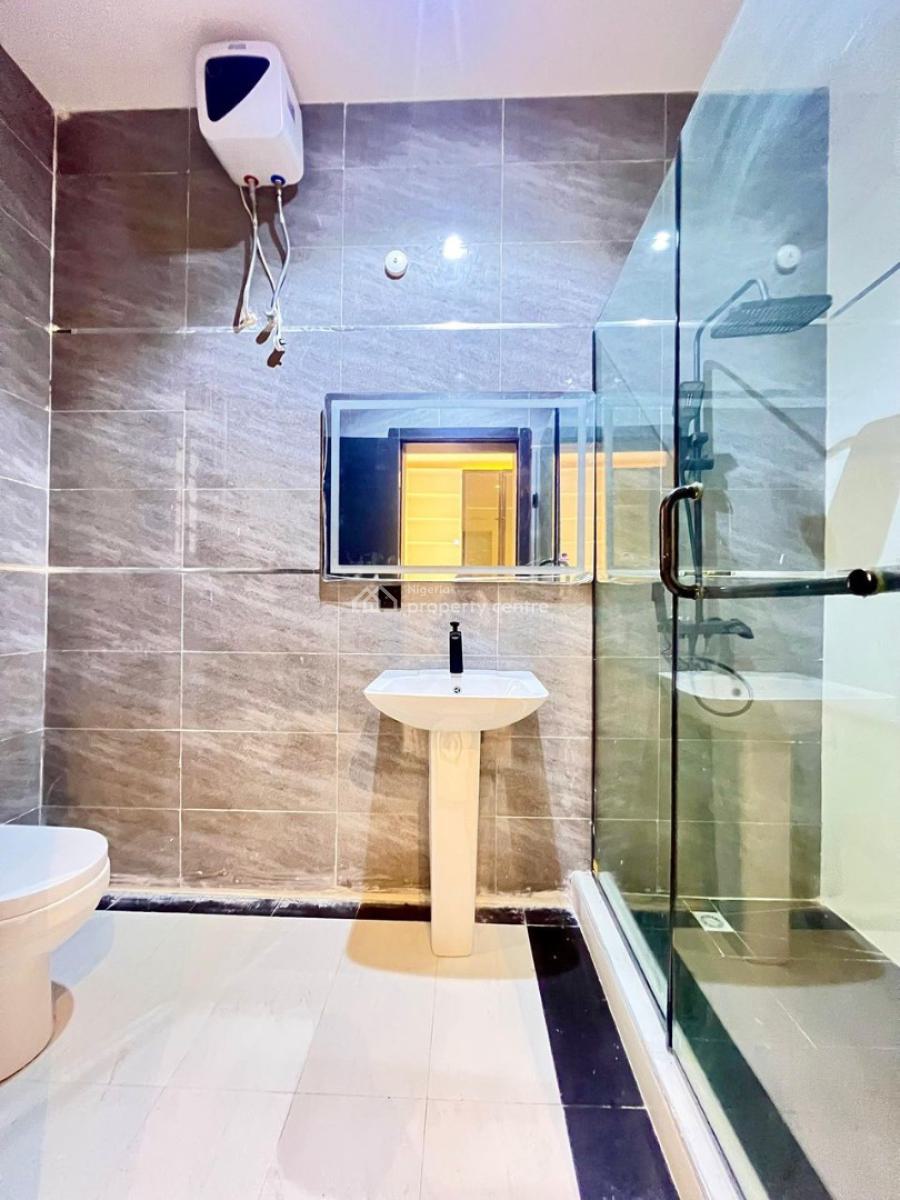 Luxury and Spacious 3-bedroom Apartment with Bq and Elevator, Luxury and Spacious 3-bedroom Apartment with Bq and Elevator, Lekki Phase 1, Lekki, Lagos, Flat / Apartment for Sale