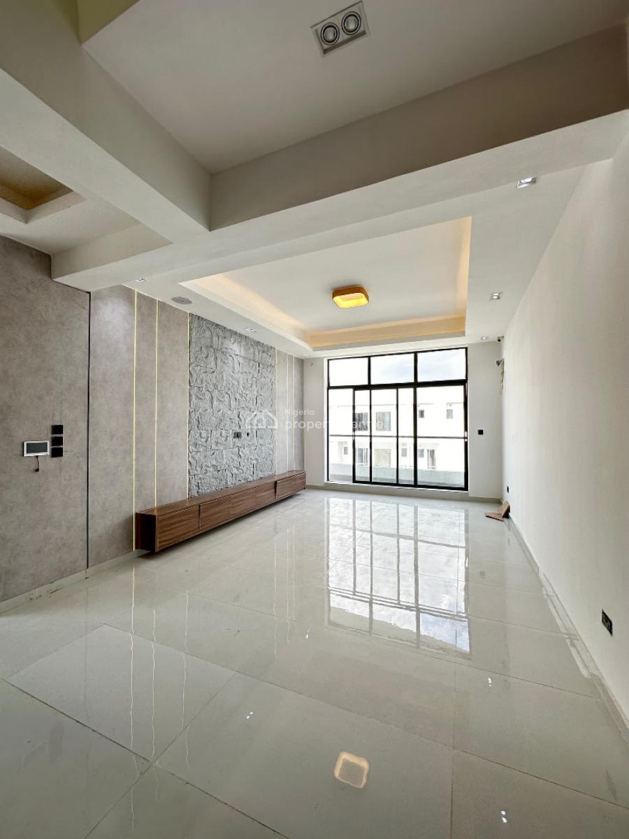 4 Bedroom Maisonette with Bq, Communal Pool and Gym., 4 Bedroom Maisonette with Bq, Communal Pool and Gym, Lekki Phase 1, Lekki, Lagos, House for Sale