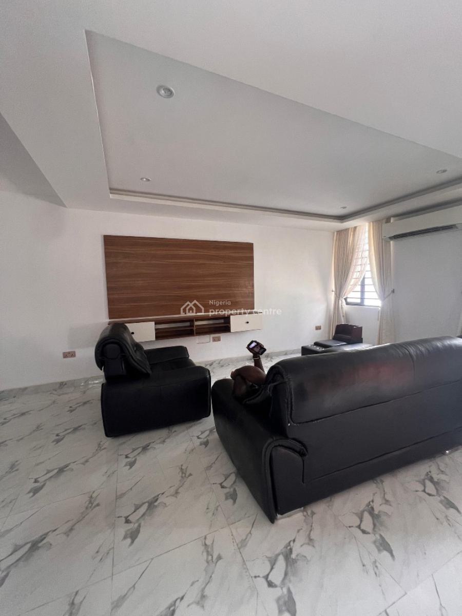 Exquisite 4 Bedroom Terrace with Bq, Exquisite 4 Bedroom Terrace with Bq in Ikate Suitable for Family, Lekki, Lagos, Terraced Duplex for Sale