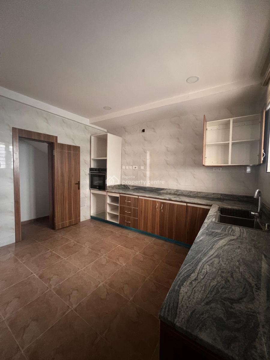 Exquisite 4 Bedroom Terrace with Bq, Exquisite 4 Bedroom Terrace with Bq in Ikate Suitable for Family, Lekki, Lagos, Terraced Duplex for Sale