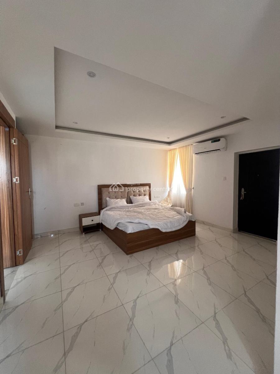 Exquisite 4 Bedroom Terrace with Bq, Exquisite 4 Bedroom Terrace with Bq in Ikate Suitable for Family, Lekki, Lagos, Terraced Duplex for Sale