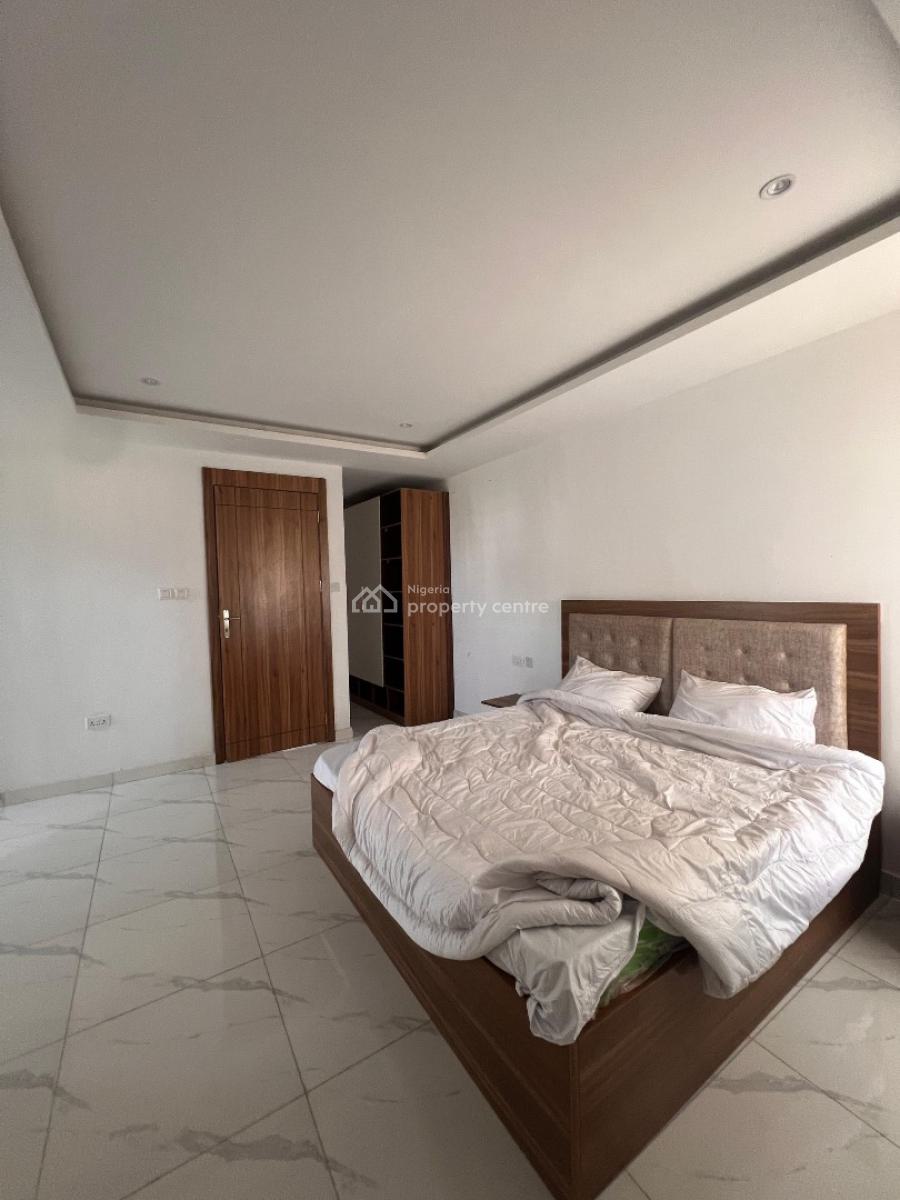 Exquisite 4 Bedroom Terrace with Bq, Exquisite 4 Bedroom Terrace with Bq in Ikate Suitable for Family, Lekki, Lagos, Terraced Duplex for Sale