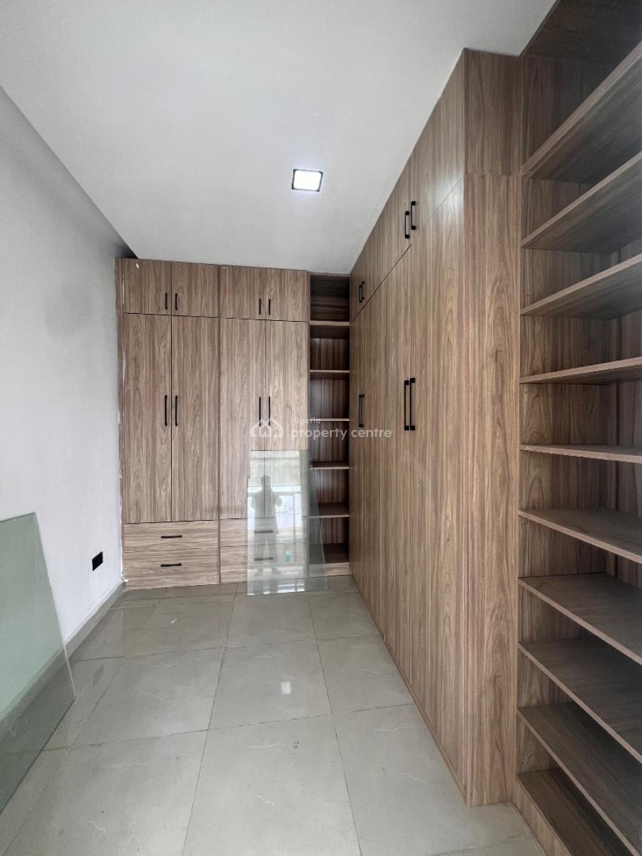 Stunning 4 Bedroom Terrace with Swimming Pool, Stunning 4 Bedroom Terrace with Swimming Pool in Ikate, Lekki, Lagos, Terraced Duplex for Sale