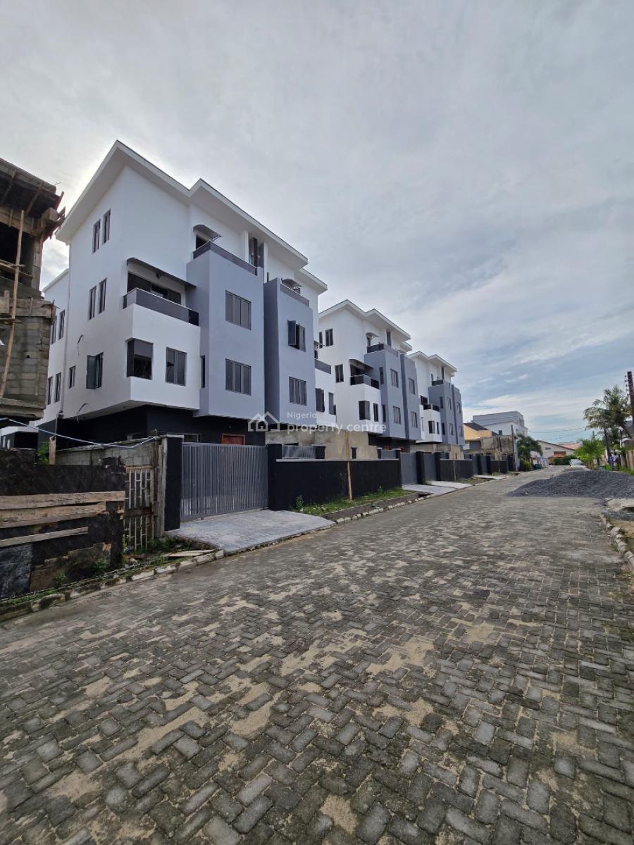 Contemporary 5-bedroom Semi-detached Duplex with Bq & Pool, Ikate, Ikate, Lekki, Lagos, Semi-detached Duplex for Sale