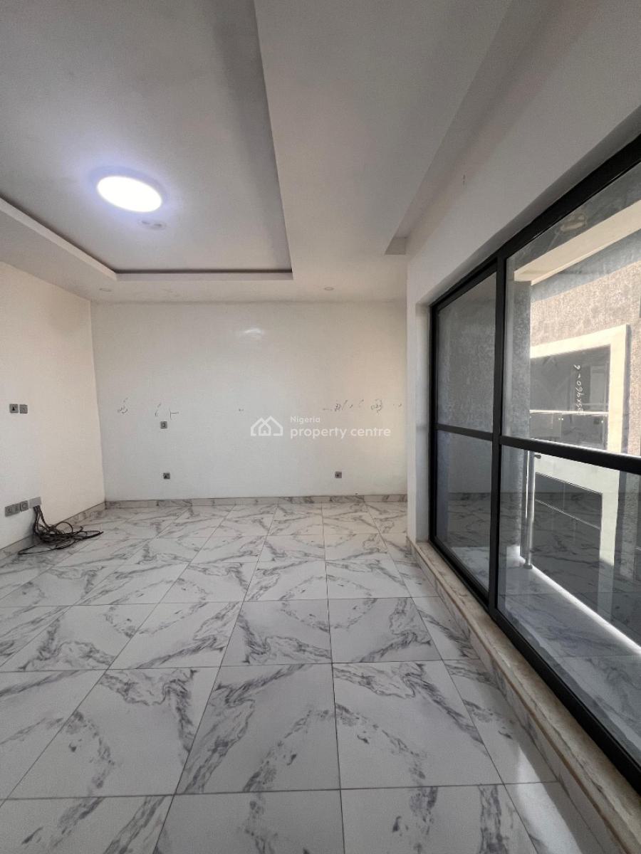 Exquisite 5 Bedroom Semi Detached with Swimming Pool, Exquisite 5 Bedroom Semi Detached with Swimming Pool, Ajah, Lagos, Semi-detached Duplex for Sale