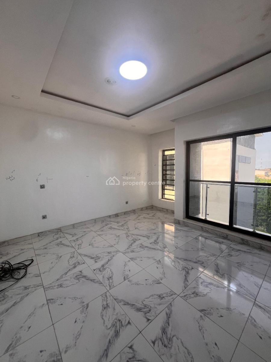 Stunning 5 Bedroom Semi Detached with Swimming Pool, Exquisite 5 Bedroom Semi Detached with Swimming Pool in General Paint, Ajah, Lagos, Terraced Duplex for Sale
