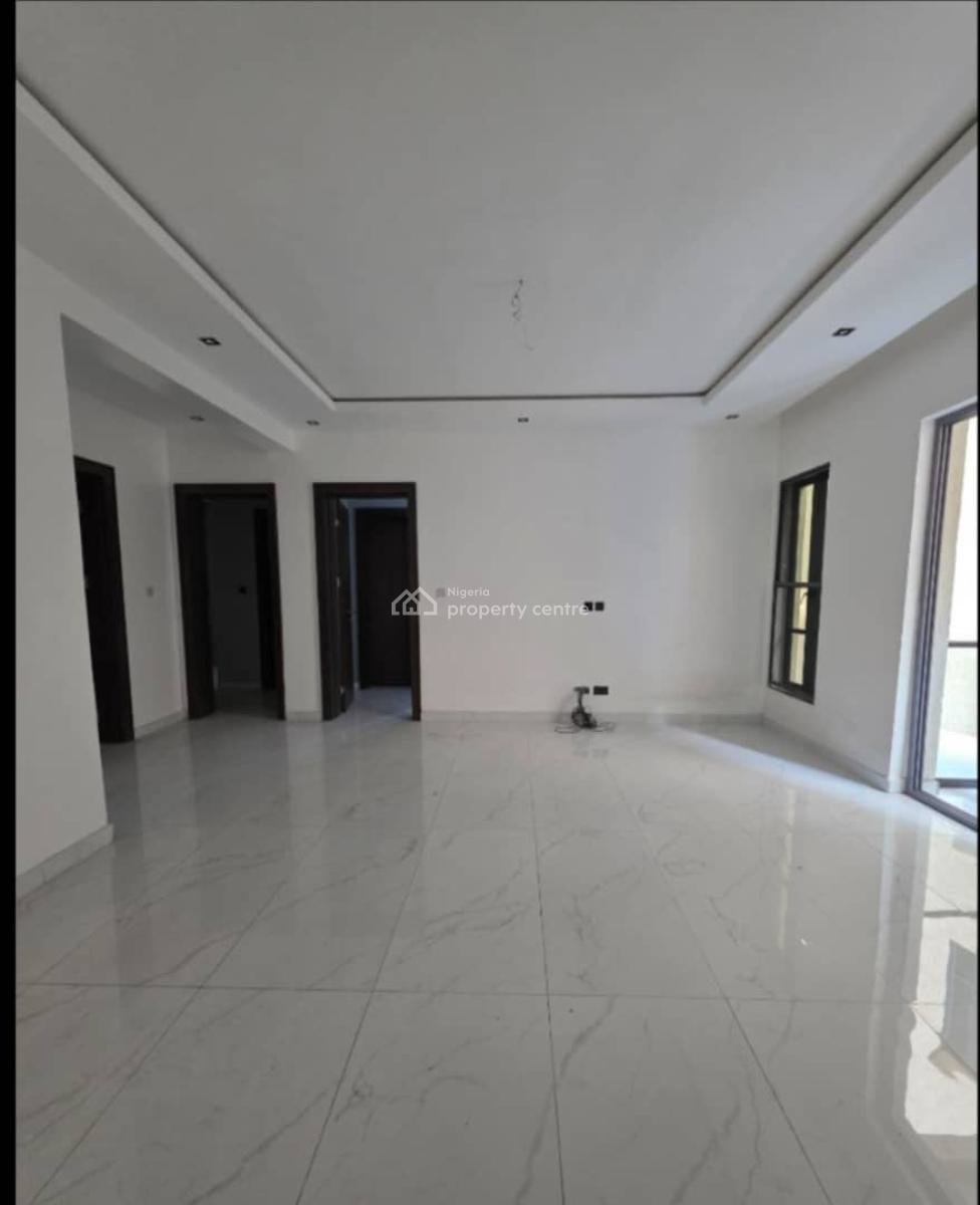 Waterfront 2bed Apartment with Pool and Gym, Lekki Phase 1, Lekki, Lagos, Flat / Apartment for Rent