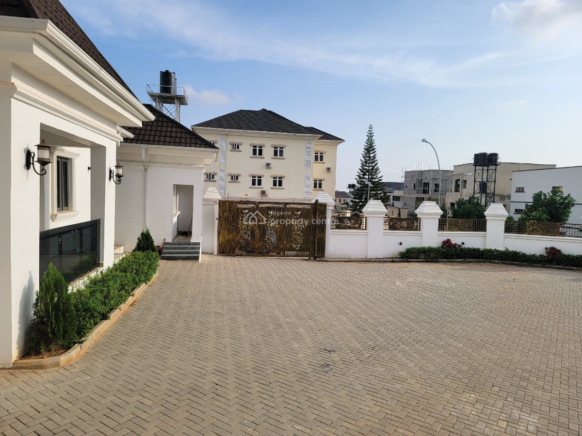 7 Bedrooms Luxury Mansion, Guzape District, Abuja, Detached Duplex for Sale