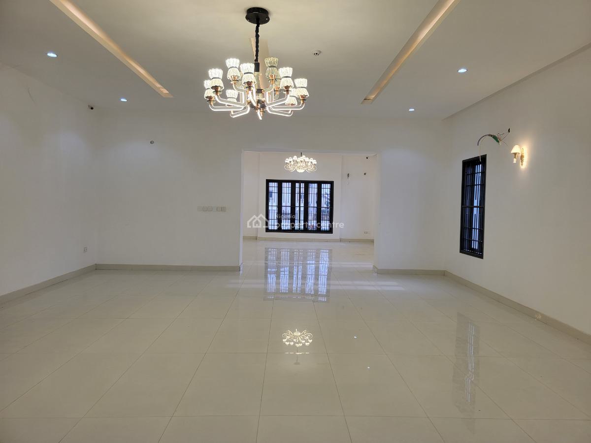 7 Bedrooms Luxury Mansion, Guzape District, Abuja, Detached Duplex for Sale
