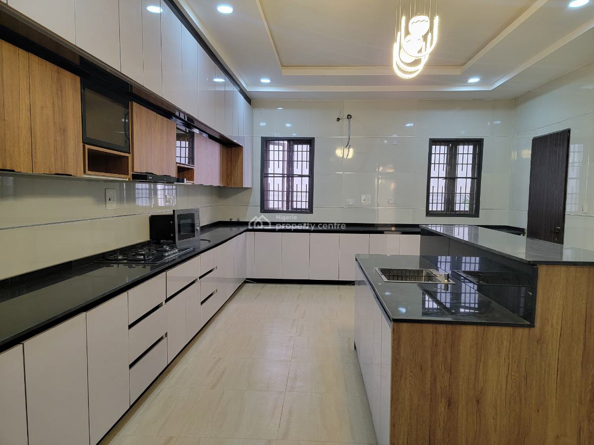 7 Bedrooms Luxury Mansion, Guzape District, Abuja, Detached Duplex for Sale