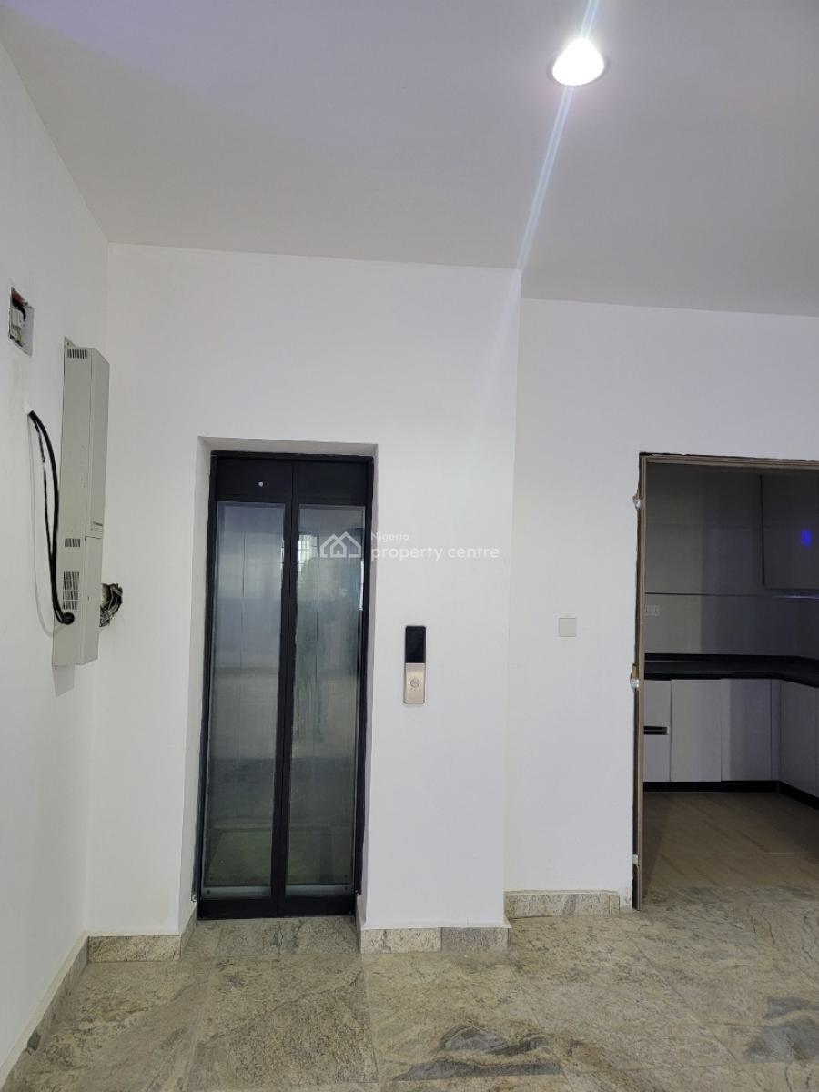 7 Bedrooms Luxury Mansion, Guzape District, Abuja, Detached Duplex for Sale