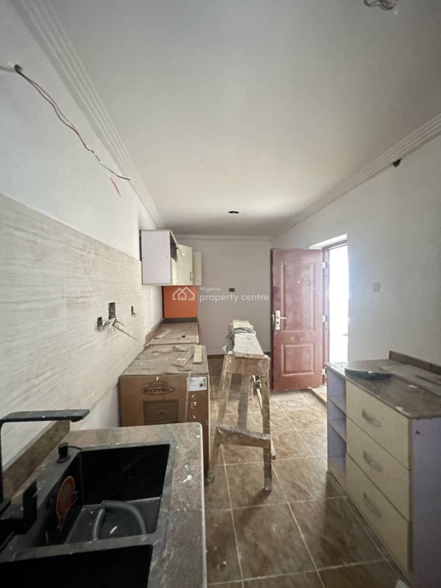 Nicely 3 Bedroom Apartment in a Nice and Serene Environment, Yaba, Yaba, Lagos, Flat / Apartment for Sale