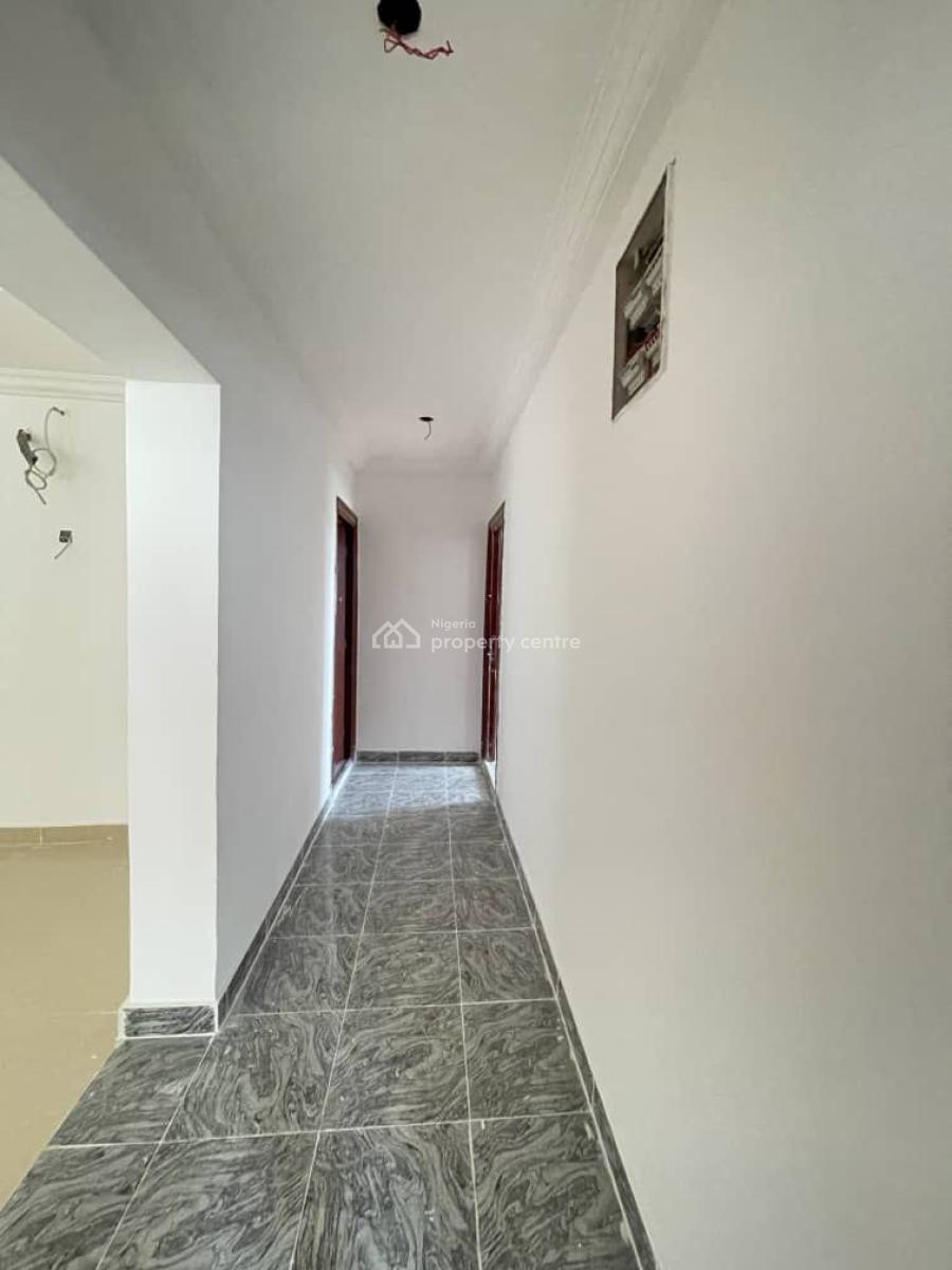 Nicely 3 Bedroom Apartment in a Nice and Serene Environment, Yaba, Yaba, Lagos, Flat / Apartment for Sale