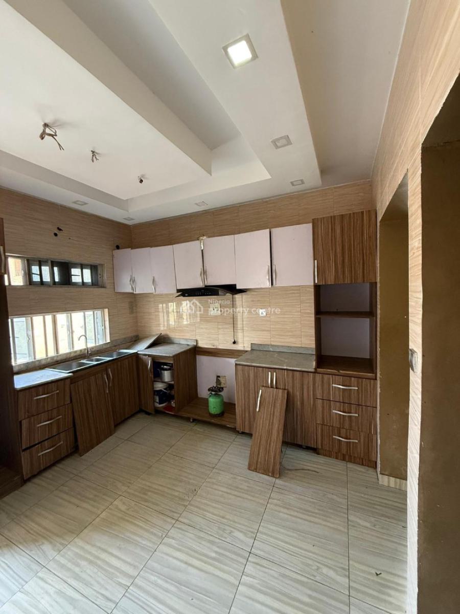 Affordable Fully Detached House, Sangotedo Axis in a Secured Estate, Lekki Phase 2, Lekki, Lagos, Detached Duplex for Sale