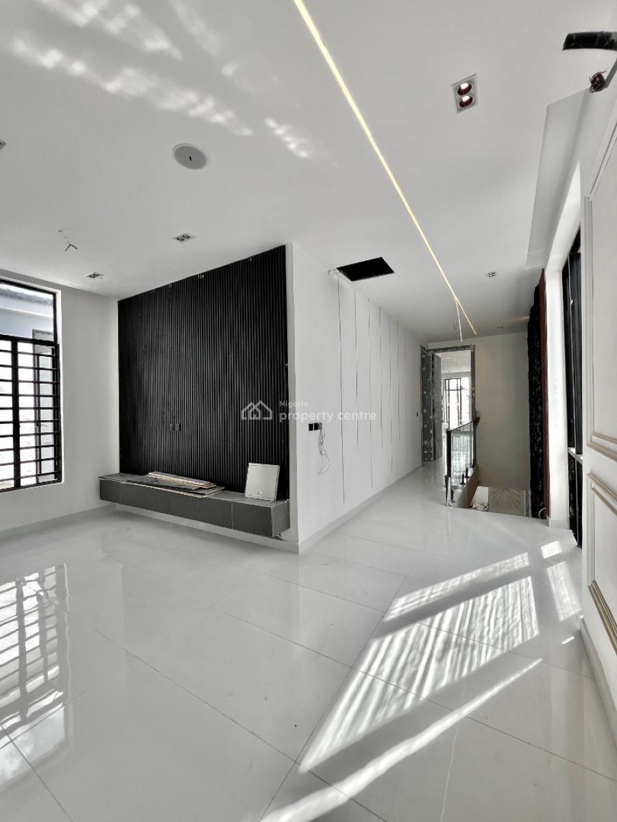 Create Lasting Memories in This Family-friendly Home!, Ikota, Lekki, Lagos, Detached Duplex for Sale