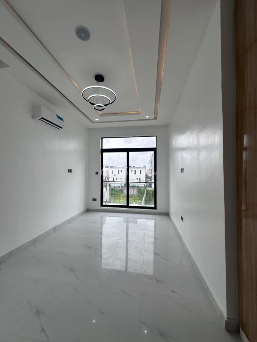 Airbnb-ready Luxurious Apartment, Ikate Side, Lekki, Lagos, Block of Flats for Sale