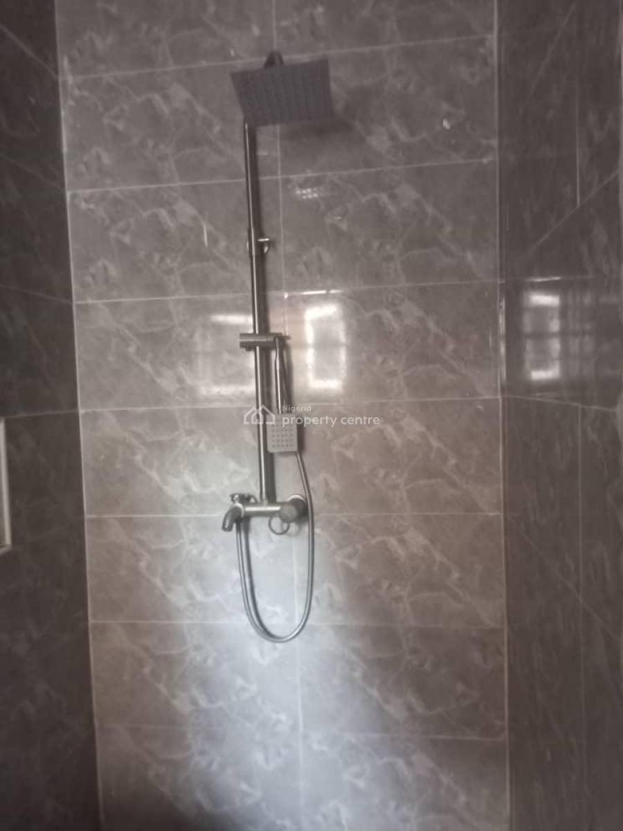 Well Maintained Self Serviced 3 Bedroom Flat, Ikate, Lekki, Lagos, Flat / Apartment for Rent