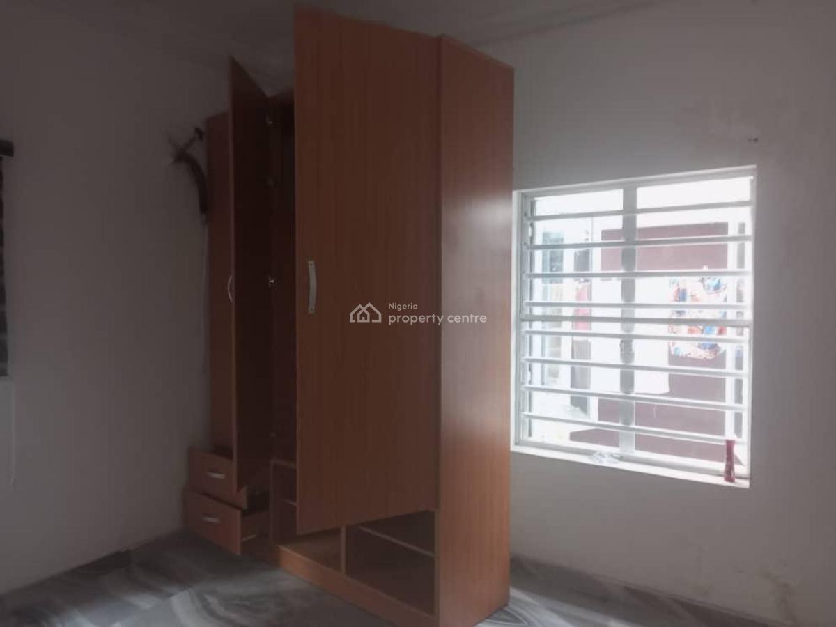 Well Maintained Self Serviced 3 Bedroom Flat, Ikate, Lekki, Lagos, Flat / Apartment for Rent