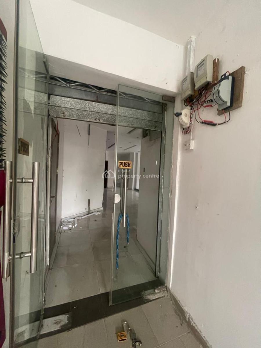 a Remarkable Four in One Shop on a Major Road in Lekki  Phase 1 Proper, Lekki Phase 1, Lekki, Lagos, Shop for Rent