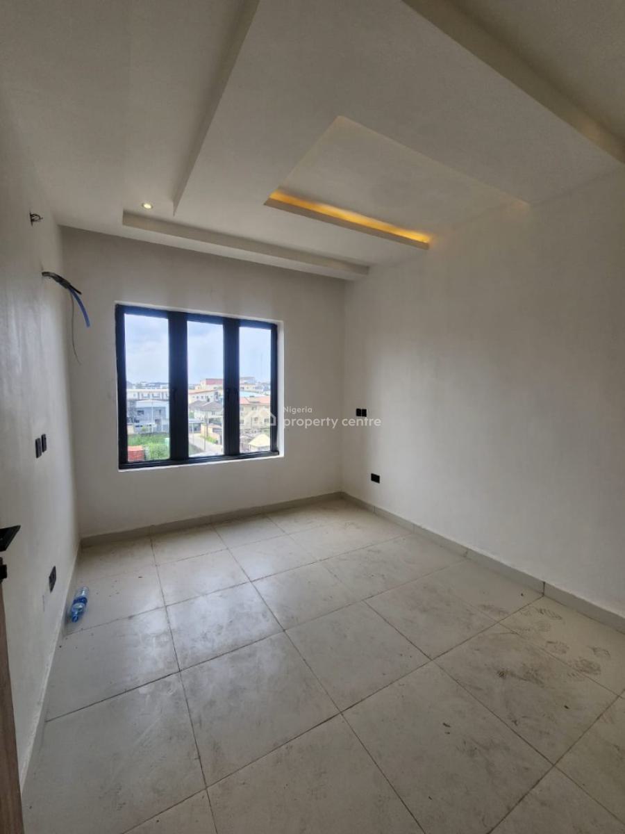 Brand New 2-bedroom Apartment with  Elevator and Swimming Pool, Lekki Phase 1, Lekki, Lagos, Flat / Apartment for Rent