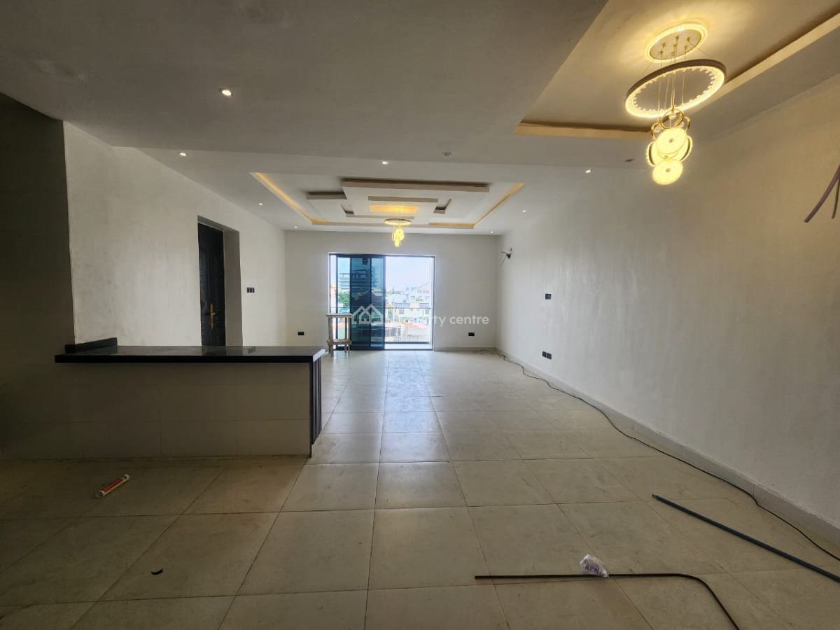 Brand New 2-bedroom Apartment with  Elevator and Swimming Pool, Lekki Phase 1, Lekki, Lagos, Flat / Apartment for Rent