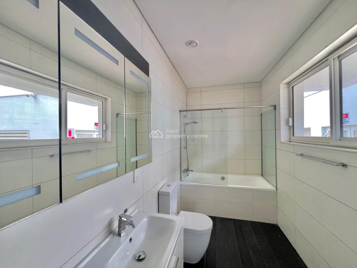 4 Units of 3-bedroom Flats and 1 Unit of 2-bedroom Flat, Banana Island, Ikoyi, Lagos, Flat / Apartment for Rent