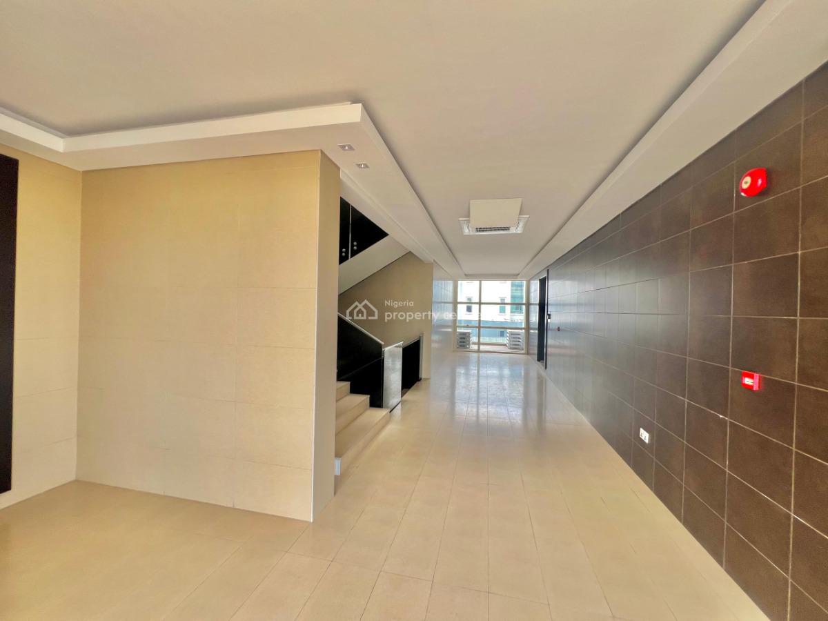 4 Units of 3-bedroom Flats and 1 Unit of 2-bedroom Flat, Banana Island, Ikoyi, Lagos, Flat / Apartment for Rent