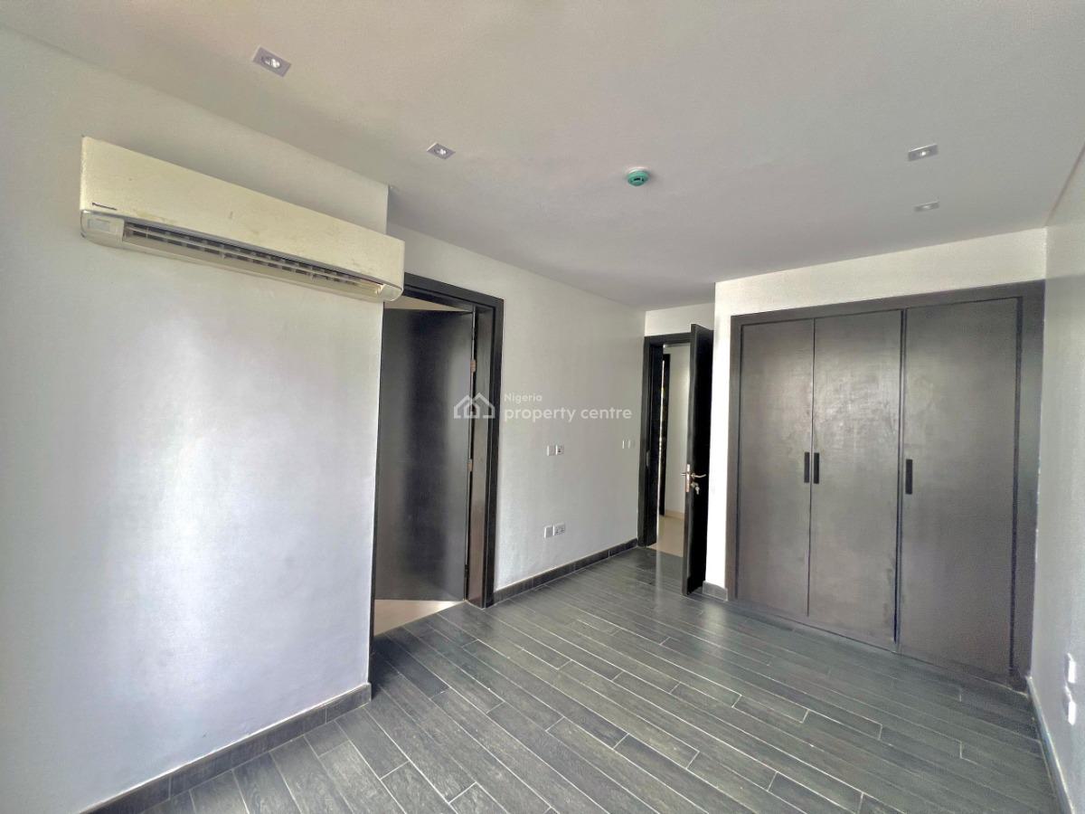 4 Units of 3-bedroom Flats and 1 Unit of 2-bedroom Flat, Banana Island, Ikoyi, Lagos, Flat / Apartment for Rent