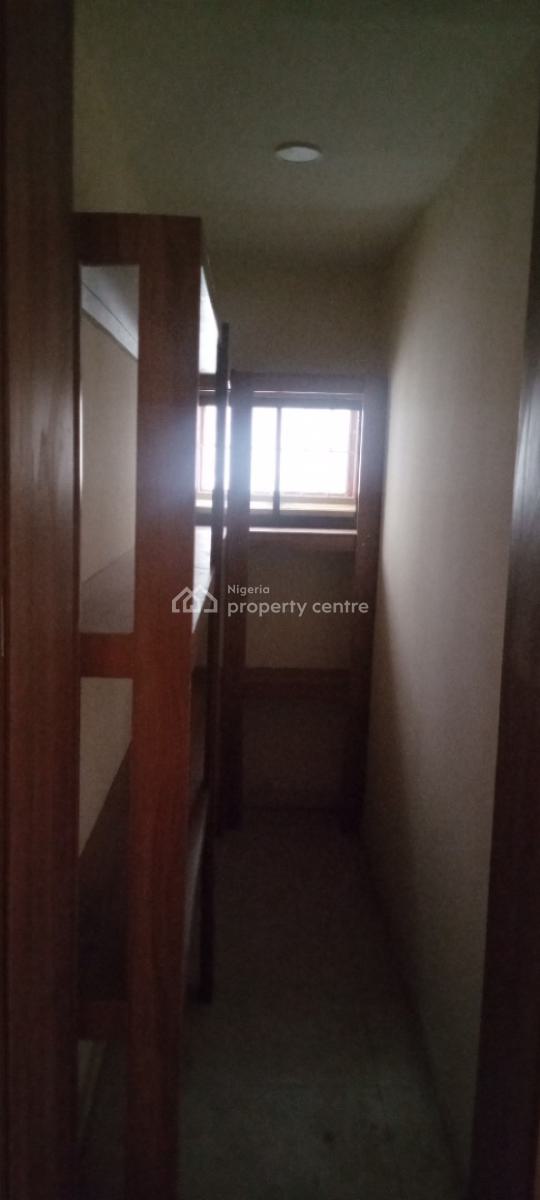 Luxury 4-bedroom Terrace Duplex with Bq, Guzape District, Abuja, Terraced Duplex for Sale