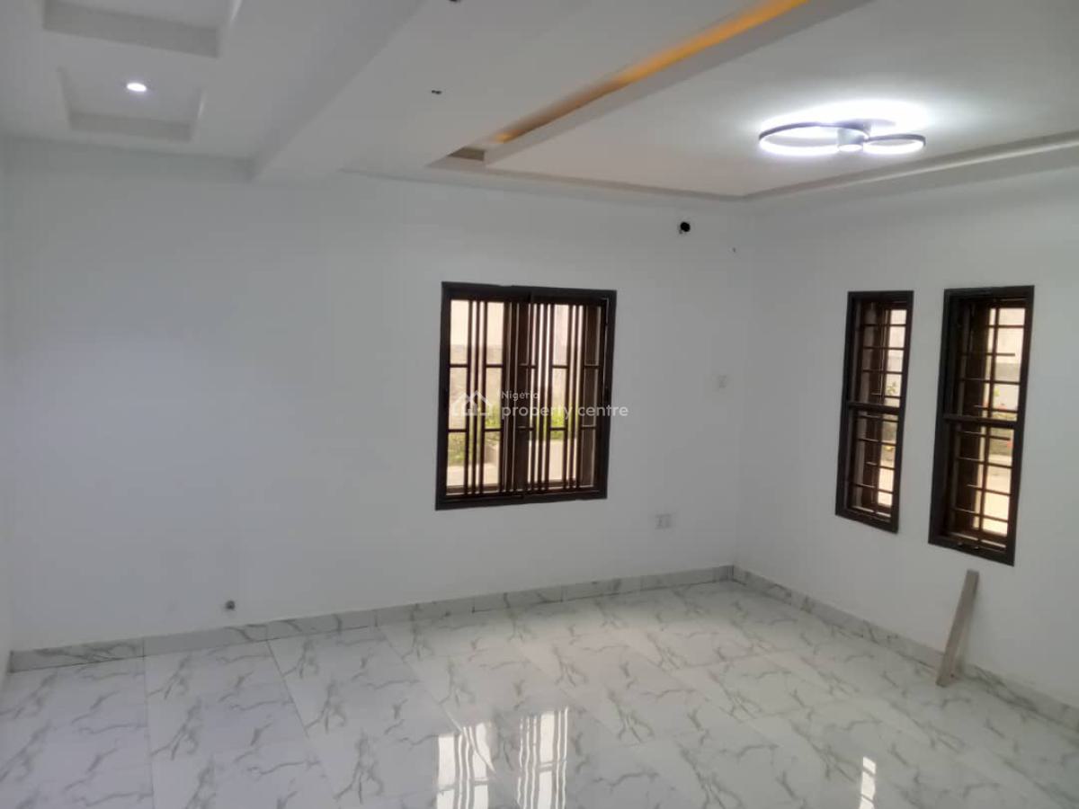 Luxury 4-bedroom Semi-detached Duplex with Bq, Guzape District, Abuja, Terraced Duplex for Sale
