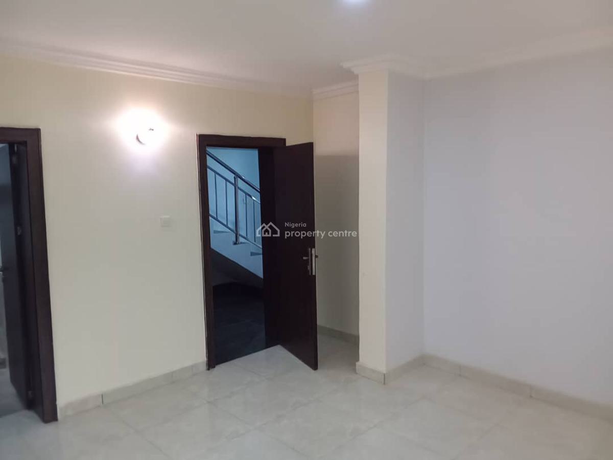 Luxury 4-bedroom Semi-detached Duplex with Bq, Guzape District, Abuja, Terraced Duplex for Sale