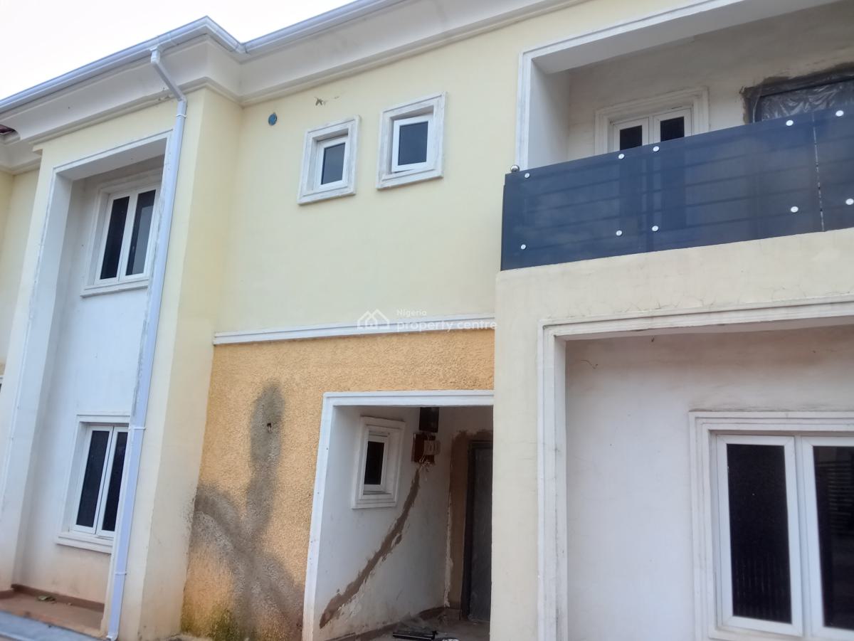Luxury 4 Bedrooms Terrace Duplex with 2 Rooms Bq, Guzape District, Abuja, Terraced Duplex for Sale
