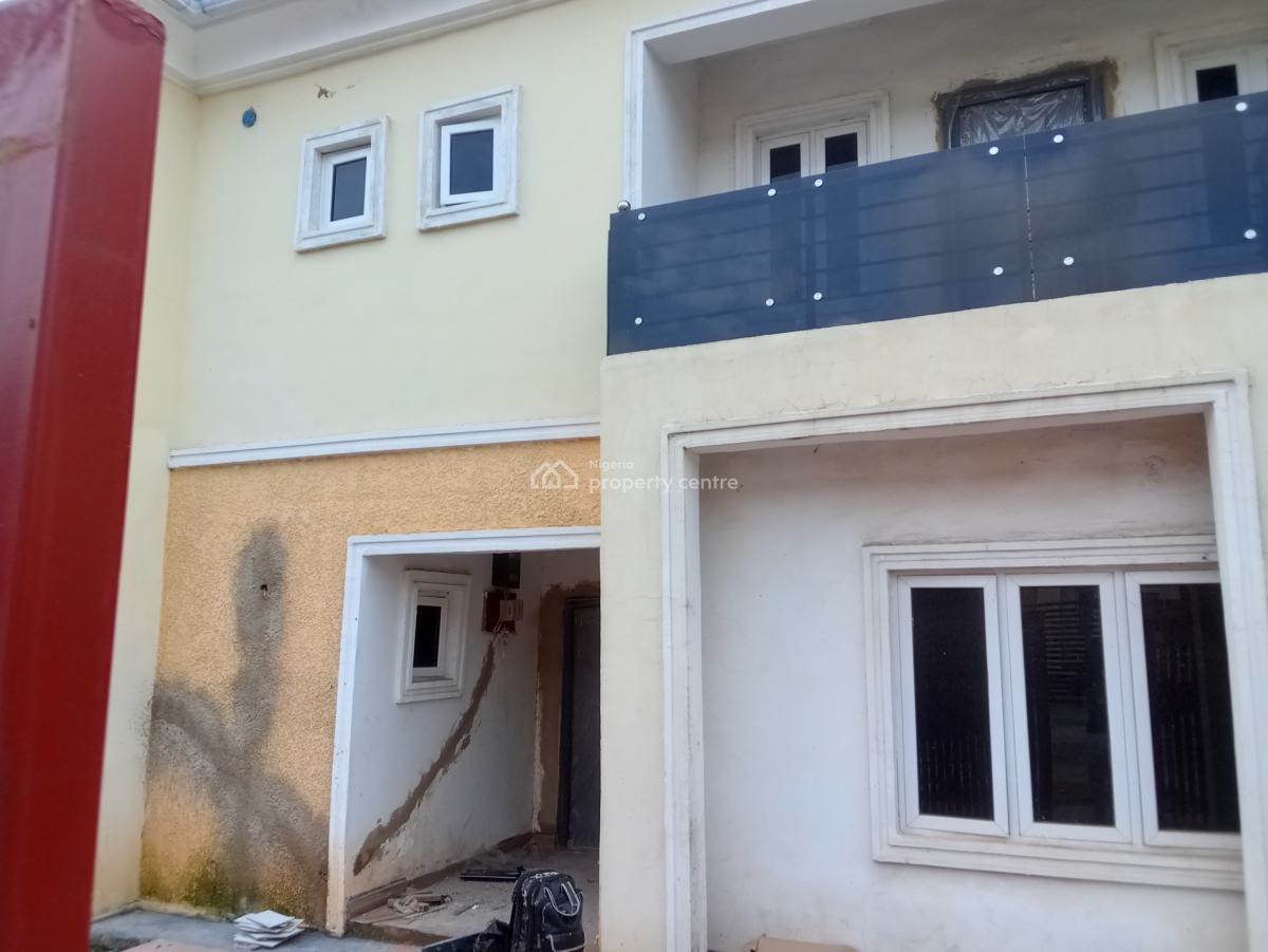 Luxury 4 Bedrooms Terrace Duplex with 2 Rooms Bq, Guzape District, Abuja, Terraced Duplex for Sale