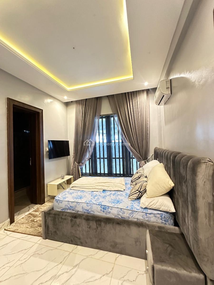 Spacious and Fully Furnished 2 Bedroom with Bq, Elevator, Pool and Gym, Lekki Phase 1, Lekki, Lagos, Flat / Apartment for Sale