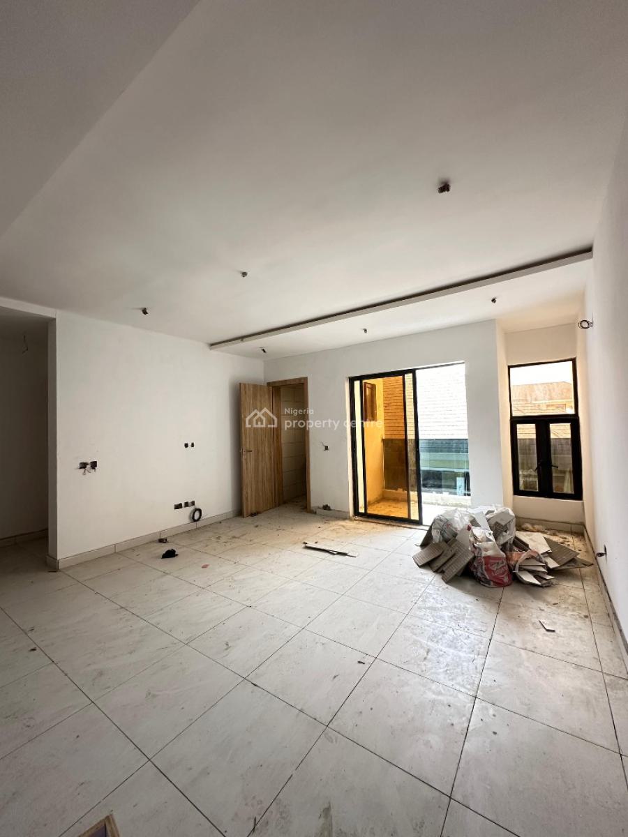 Spacious 2 Bedroom Apartment with  Bq, Pool, Elevator and Gym., Lekki Phase 1, Lekki, Lagos, Flat / Apartment for Sale