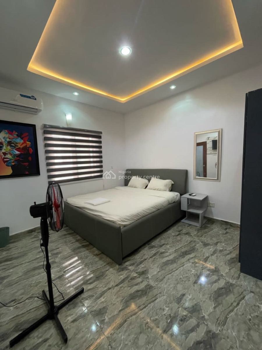 Fully Furnished  Luxury 2 and 3 Bedroom Apartment, Lekki, Lagos, Flat / Apartment Short Let