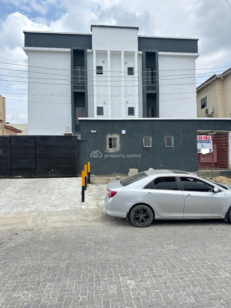 Spacious 2 Bedroom Apartment with  a Rooftop Lounge., Lekki Phase 1, Lekki, Lagos, Flat / Apartment for Sale