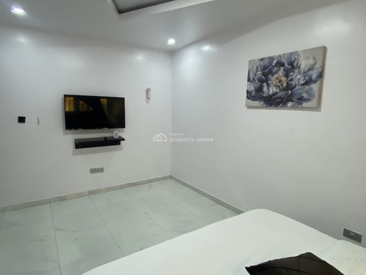 Luxury 3 Bedroom Apartment, Lekki, Lagos, Flat / Apartment Short Let