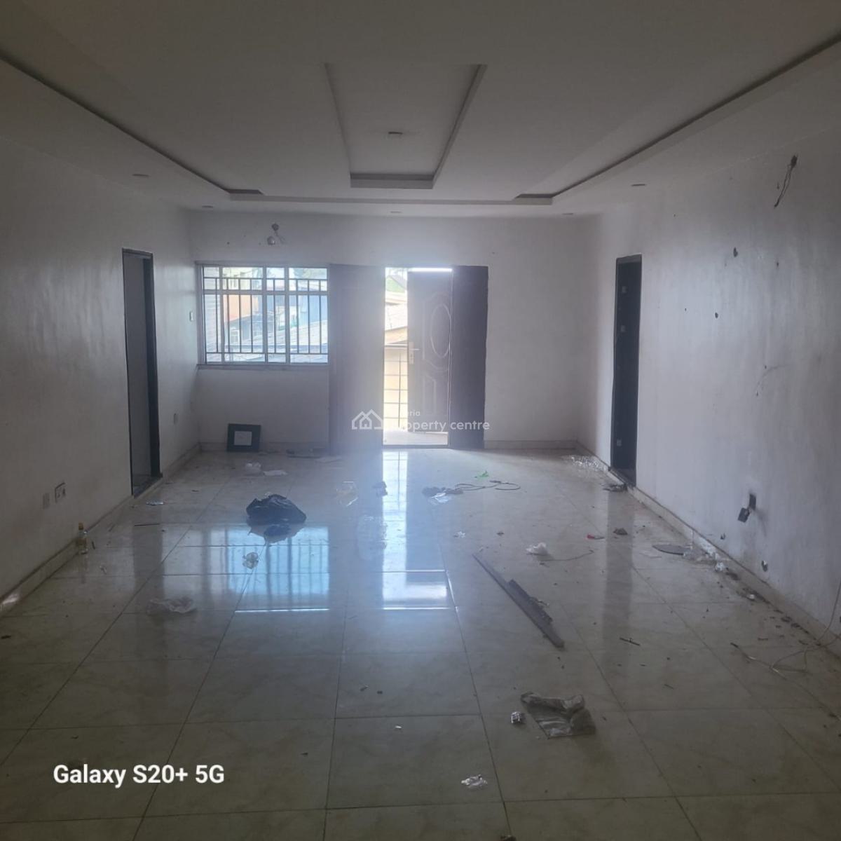 3bedroom Flat Upstairs at Geogious Cole Estate Off College Road Ogba, Geogious Cole Estate Off College Road Ogba, Ogba, Ikeja, Lagos, Flat / Apartment for Rent