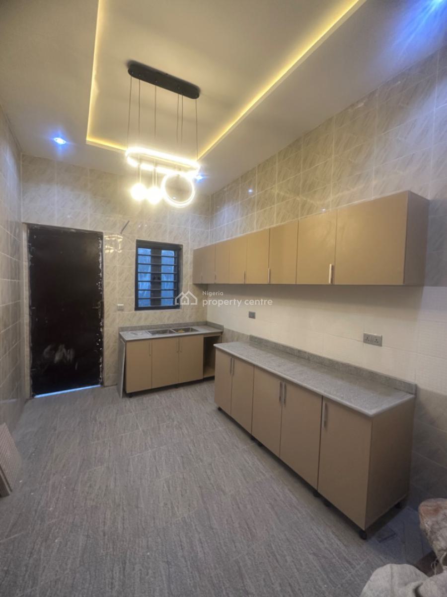 Lovely 4 Bedroom Semi Detached Duplex Wt Bq, Lekki Phase 1, Lekki, Lagos, Semi-detached Duplex for Rent